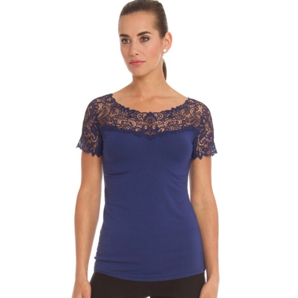 Arienne Teri Tops - NWT Arianne Teri Short Sleeve with appliqué